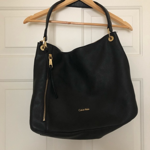 Calvin Klein Handbags - Calvin Klein Black Leather Shoulder Bag